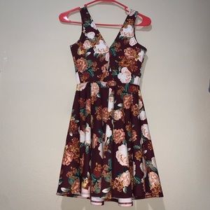 Maroon Floral Dress ♥️